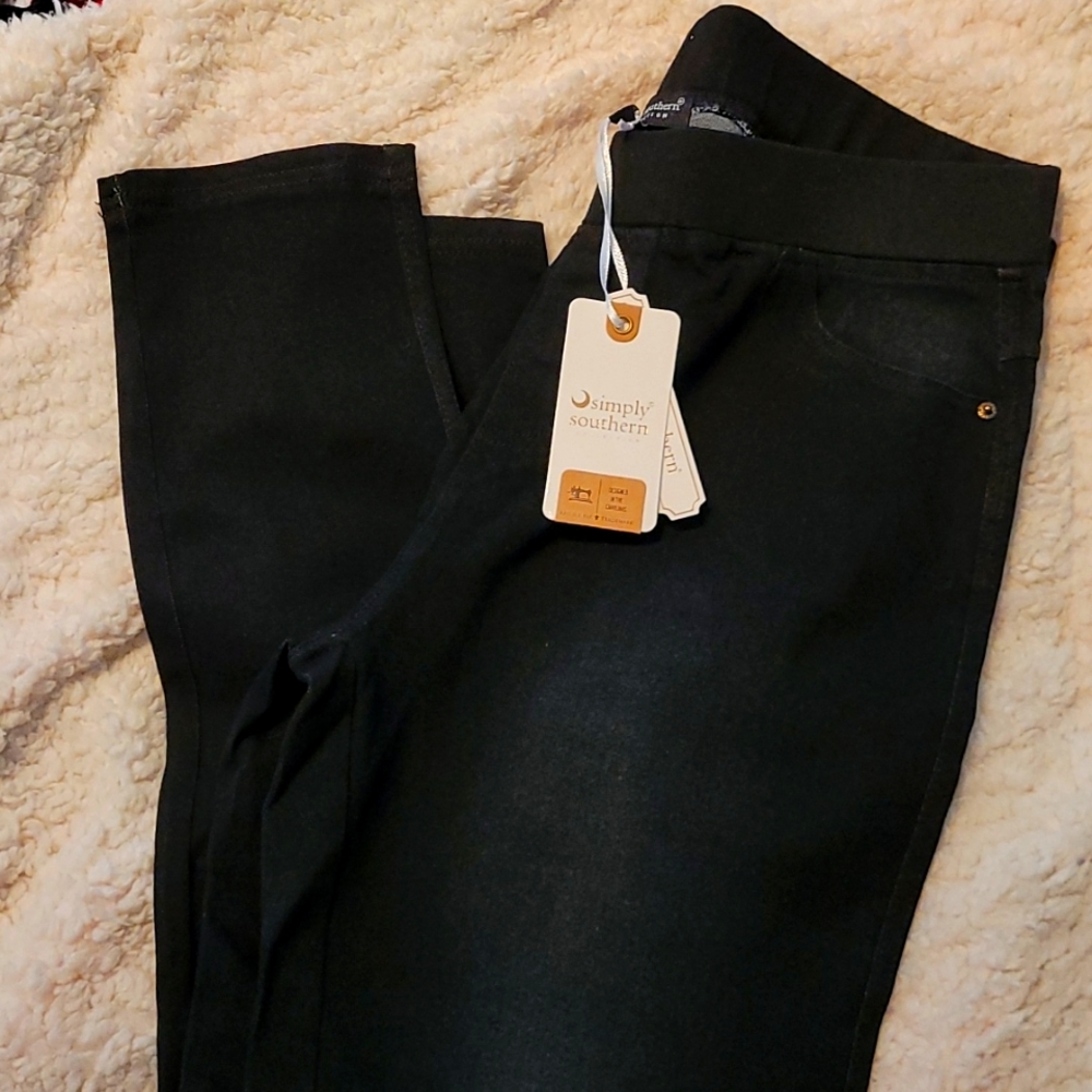 NWT Simply Southern black jeggings